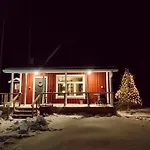 Aurora Lakefront Otsola, 55 Km From Alpstuga