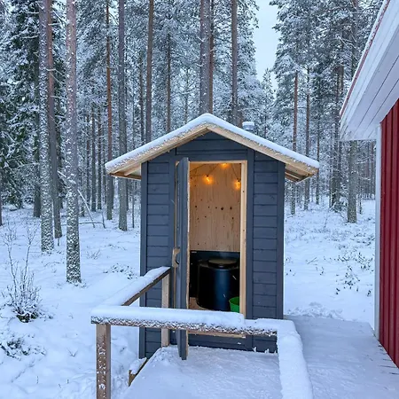 Aurora Lakefront Otsola, 55 Km From